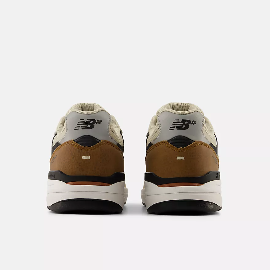 New Balance Numeric Andrew Reynolds 933 - Image 5